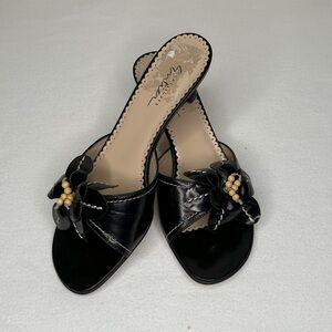 Elegant Black Women's Sandals with Floral Detail